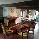 Vakantiehuis Proche Baignade, La Bergerie De Claire Thoiras