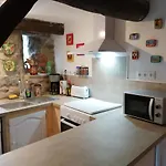 Proche Baignade, La Bergerie De Claire *